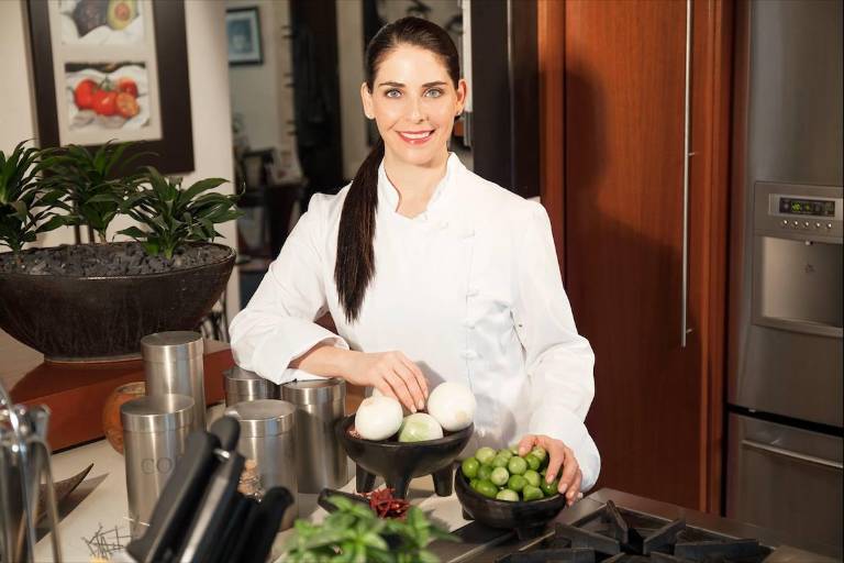 Chef Mazatleca Zahie Téllez se integra a MasterChef Celebrity 2023