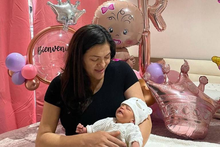 María del Rosario Espinoza se convierte en mamá de la pequeña María Jannet