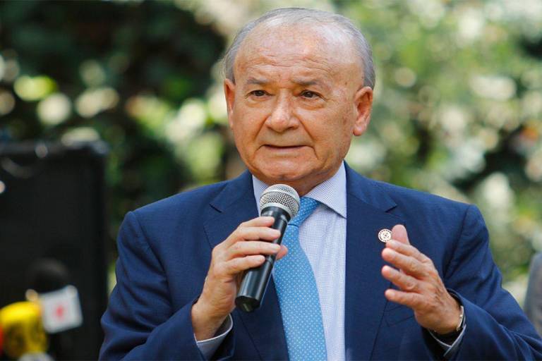 Billy Álvarez y su hijo Robin están suspendidos de la Cooperativa Cruz Azul