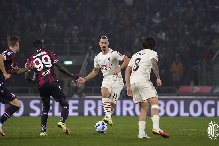 El Milán asalta el liderato de la Serie A italiana