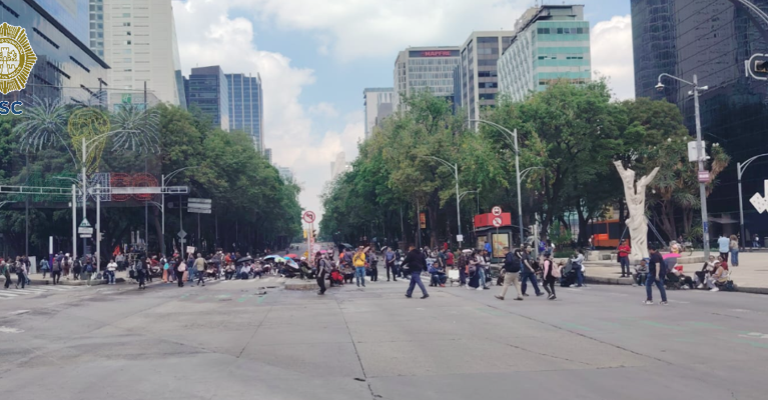 En la Ciudad de México hay vialidades cerradas por las protestas de integrantes de la CNTE.