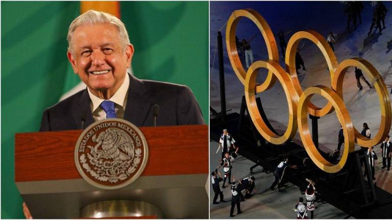 El Presidente Andrés Manuel López Obrador anima a los deportistas mexicanos.