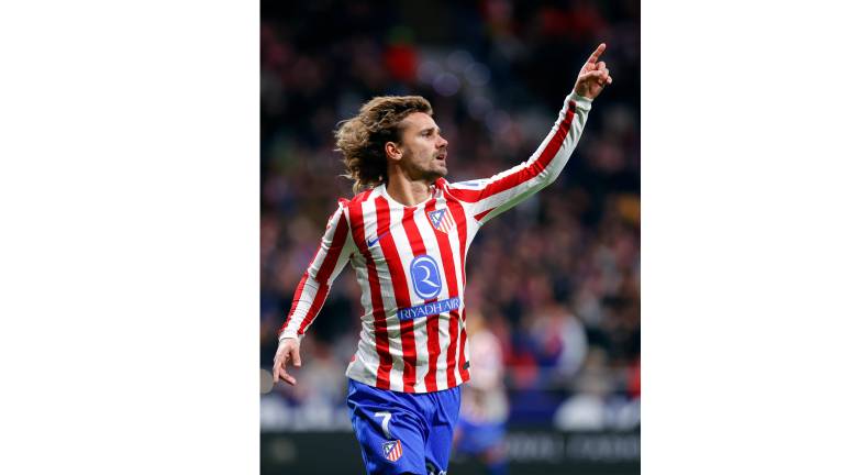 El francés salió desde el banquillo y resolvió el partido con dos goles en la segunda mitad.