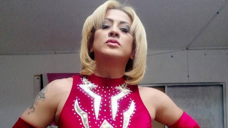 El luchador exótico Pasión Kristal.