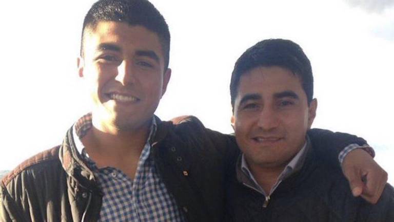 Erik Morales y su hijo.