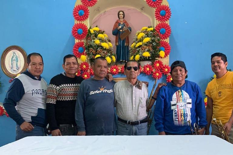 Peregrinan y ofrendan su talento banda ‘La Rosarense’ en El Potrero de Los Laureles