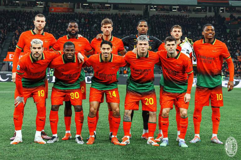 Milán cae ante Lazio en el último minuto y Santiago Giménez sufre en su primer partido completo