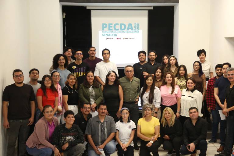 Dan la bienvenida a los becarios del PECDAS