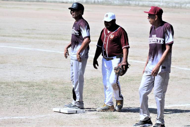 Materiales Palomares conquista su segundo triunfo en la Liga de Beisbol Veteranos 40 Años y Más de Escuinapa
