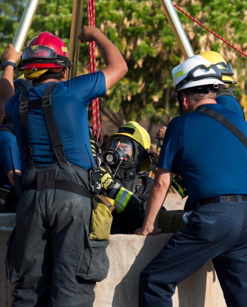 $!La adrenalina de salvar vidas se convierte en una adicción: Emir Chávez, ‘Bombero del Año’ en Culiacán