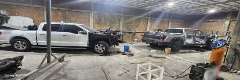 $!Decomisan vehículos blindados, armas, artefactos explosivos para dron, droga y ponchallantas en Sinaloa
