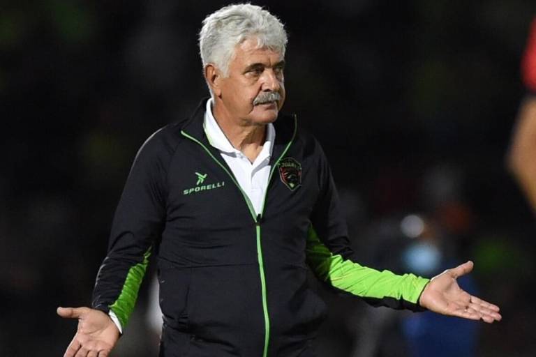 ‘Tuca’ Ferretti dirá adiós al FC Juárez; ya se despidió del plantel