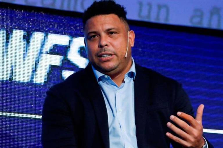 Ronaldo Nazario da positivo a Covid-19 y no podrá asistir al 101 aniversario del Cruzeiro