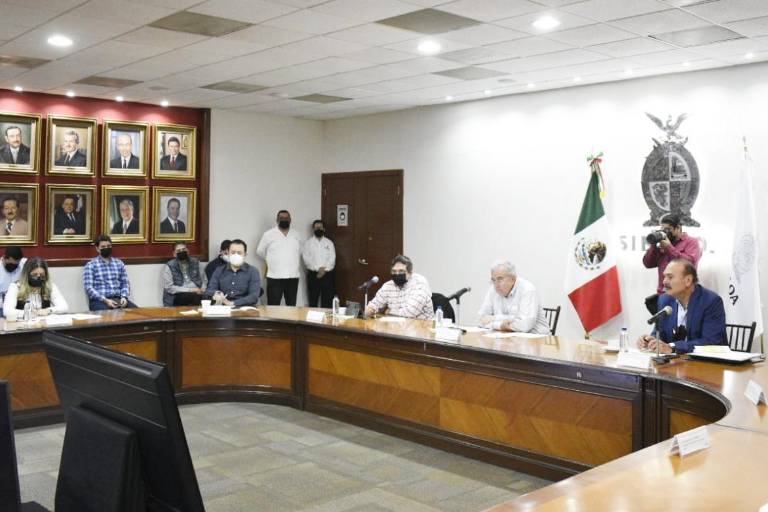 Gobierno de Sinaloa e IMSS realizarán diagnóstico de unidades médicas para incorporarlas a IMSS-Bienestar