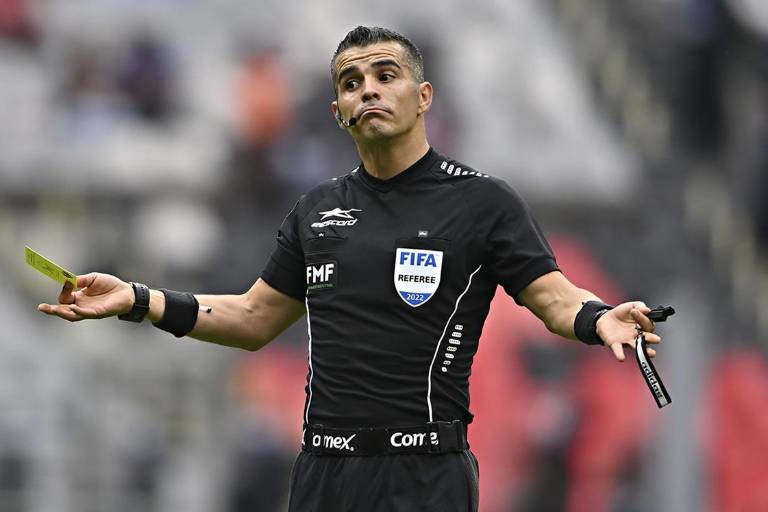 La Disciplinaria inició una investigación por la agresión del silbante Fernando Hernández