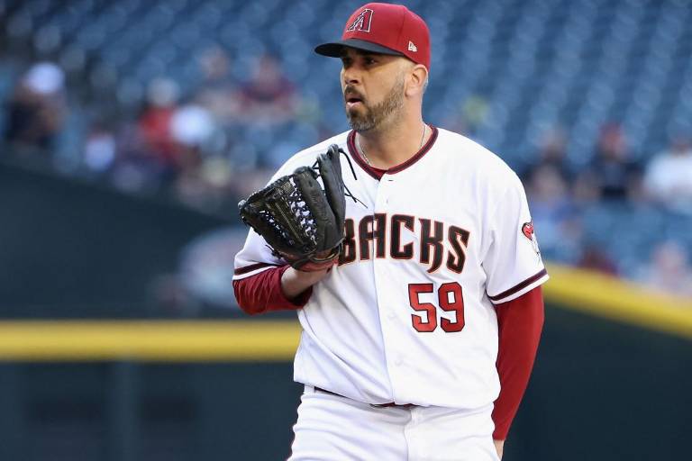 Óliver Pérez fue designado para asignación por los Diamondbacks