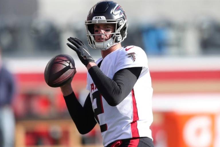 Falcons traspasa al veterano mariscal de campo Matt Ryan a Colts