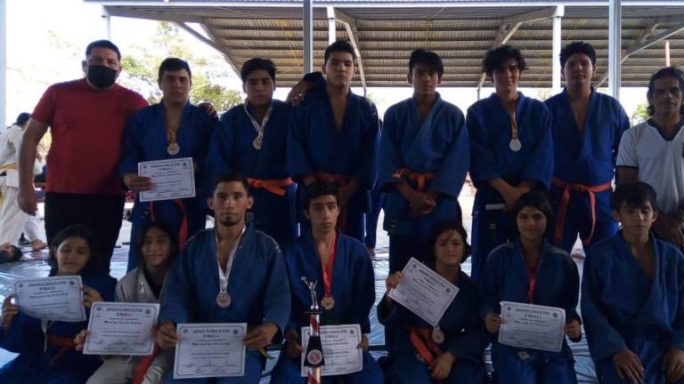 Los judocas de Mazatlán lograron 14 medallas.