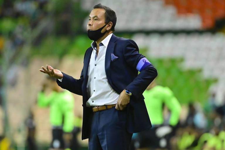 Necaxa despide al ‘Profe’ Cruz, quien es el segundo DT destituido en el Guard1anes 2021