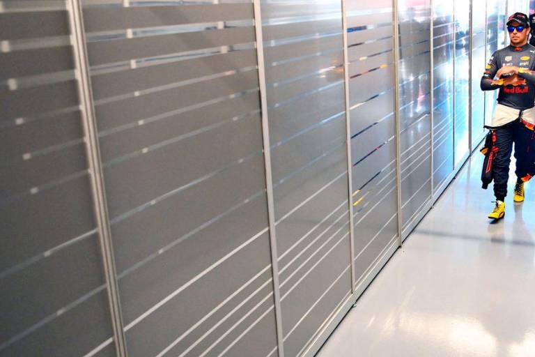 ‘Checo’ Pérez admite comenzar a cansarse de su RB18