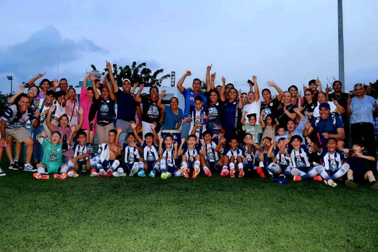 Con drama incluido, Pachuca se corona campeón de la Liga Imdem de Futbol