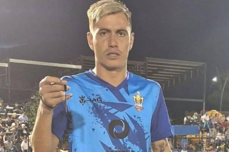 Asesinan a un futbolista durante un partido en México