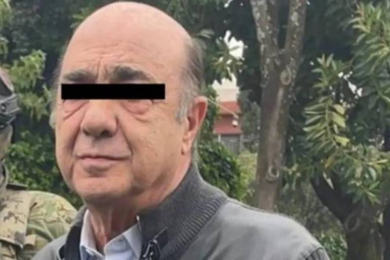 Juez aplaza audiencia de Murillo Karam; FGR buscará lo condenen a 82 años de cárcel