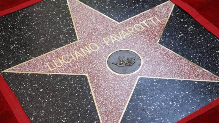 A 15 años de su muerte, Luciano Pavarotti tiene ya su estrella en el Paseo de la Fama