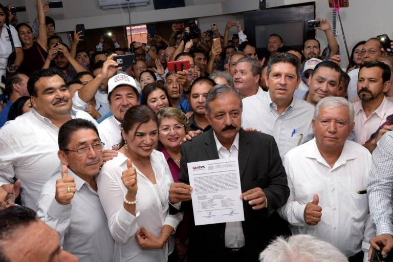 Deja su cargo Estrada Ferreiro y comienza turno para Miguel Ángel González en la alcaldía de Culiacán