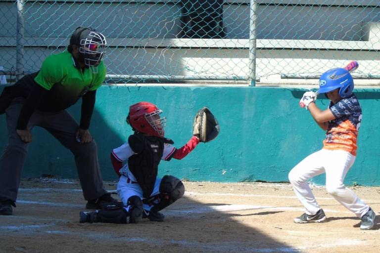 Muralla y Liga Mazatlán avanzan a finales del Mazatlán Baseball Tournament