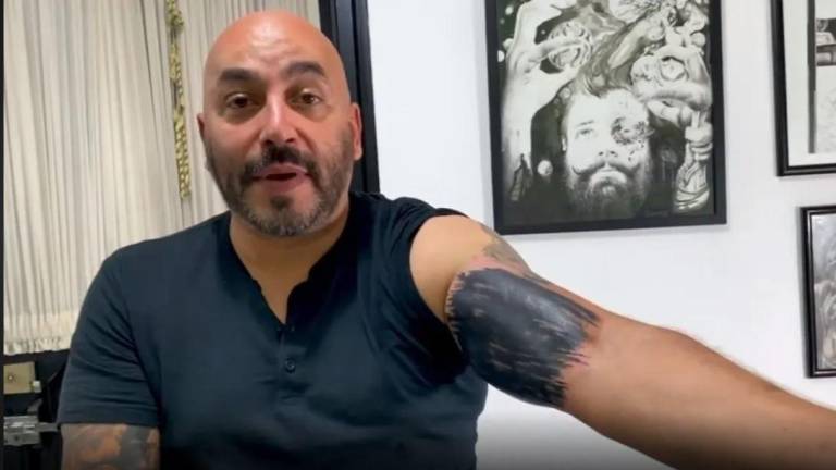 Reacciona Lupillo Rivera a las críticas por el tatuaje de Belinda