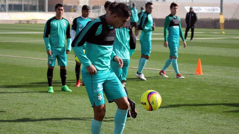 Jesús Isijara jugará en Guatemala.