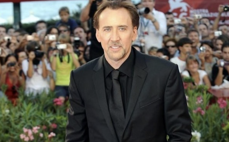 Nicolas Cage es echado de restaurante en Las Vegas al confundirlo con un vagabundo