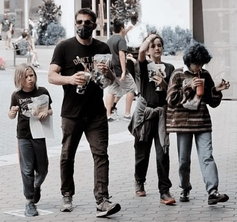 $!Jennifer López y Ben Affleck planean vivir en familia junto a sus hijos
