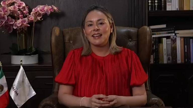 Yeraldine Bonilla destacó que con esta medida se reconoce la trayectoria y el compromiso de quienes dedicaron su vida al servicio de la educación en Sinaloa.