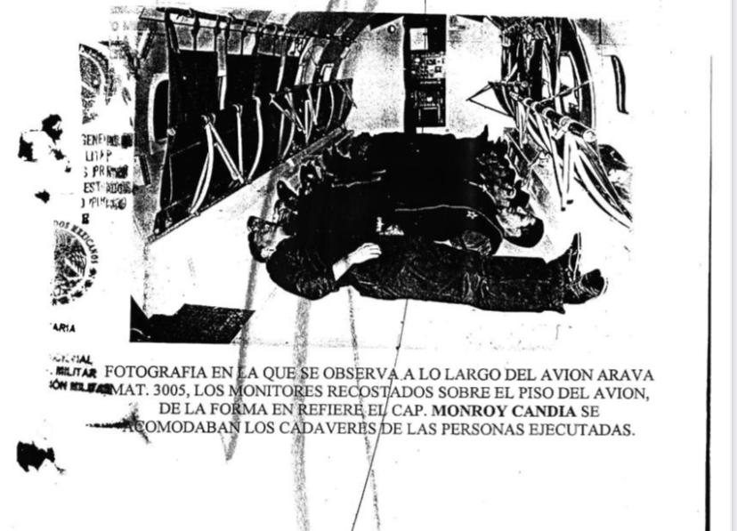 $!Extracto del expediente en el que se reconstruyen los “vuelos de la muerte” con base en las declaraciones de uno de los tripulantes.