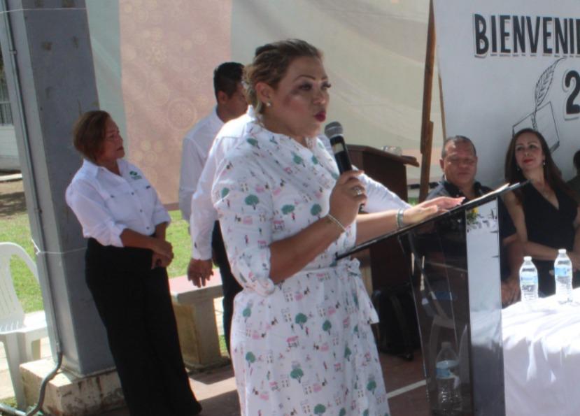 $!Alcaldesa de Rosario elude responder sobre retraso en elección de síndicos y comisarios