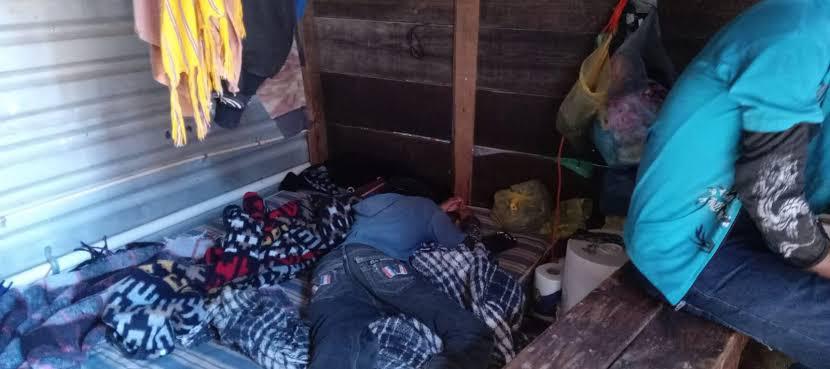 $!Recorre Salud, Bienestar, Mujeres y Protección Civil Sinaloa cuarterías del norte del estado en condiciones de hacinamiento