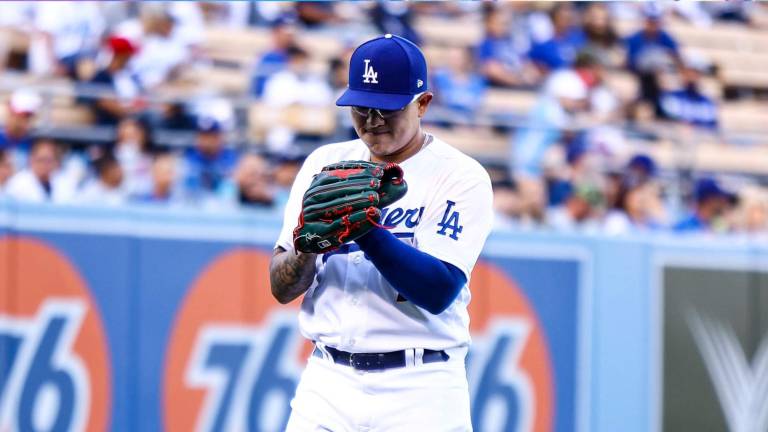 Julio Urías no estuvo en su noche.