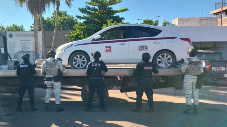 Autoridades de los tres niveles recuperaron cuatro vehículos robados durante operativos realizados este domingo en Navolato.