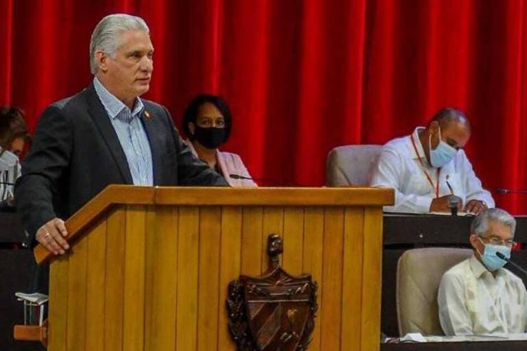 Díaz-Canel, Presidente de Cuba, descarta asistir a Cumbre de las Américas