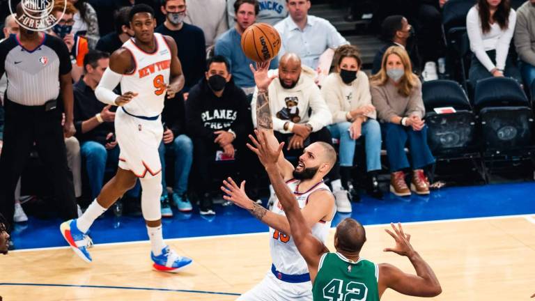 New York Knicks se impone por marcador de 108-105 a los Boston Celtics.