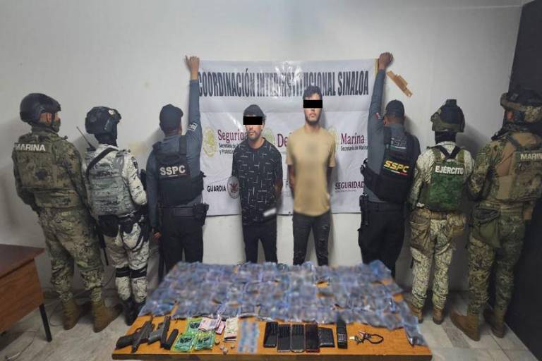 Detienen a dos personas con armas y cristal en Mazatlán