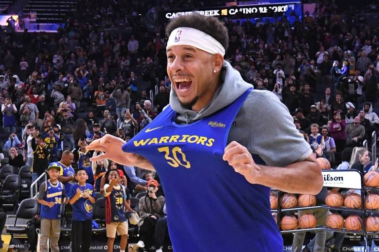 Los Warriors ficharán a Seth Curry por el resto de la temporada, según fuentes