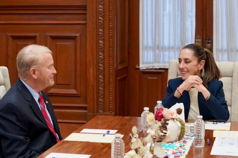 Embajador Johnson afirma que México y EU frenaron el tráfico de fentanilo