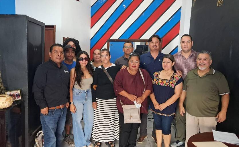 Cada comerciante recibió 5 mil pesos, como inyección de recursos para sus negocios.