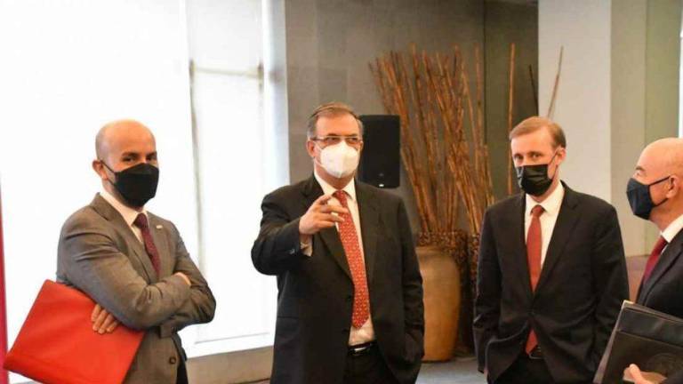 Antes de la reunión con el Presidente López Obrador, la delegación de alto nivel del Gobierno de EU sostuvo una reunión con el canciller Marcelo Ebrard Casaubón, en la sede de la SRE