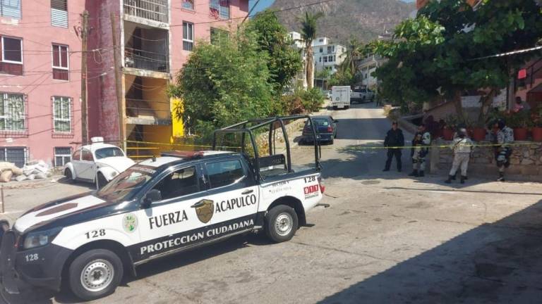 Continúa la violencia en Acapulco: asesinan frente a su casa al director de la Policía Vial