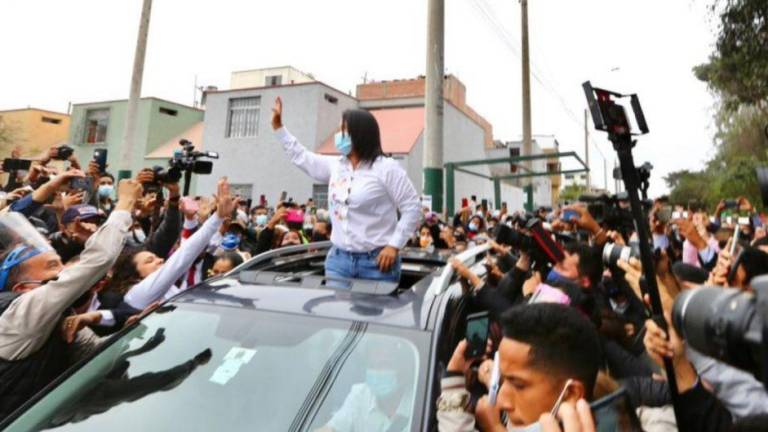 Cerrada elección presidencial en Perú entre Pedro Castillo y Keiko Fujimori