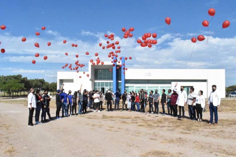Facilitan en Elota pruebas de VIH a estudiantes y docentes, durante conmemoración